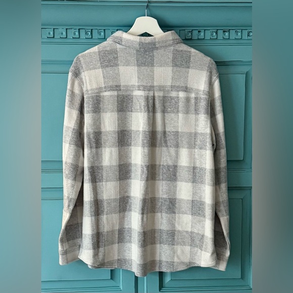 Women's Flannel Shacket - Picture 2 of 6